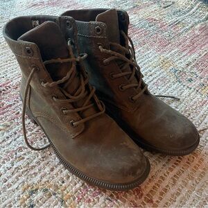 Kodiak brown waterproof leather boots